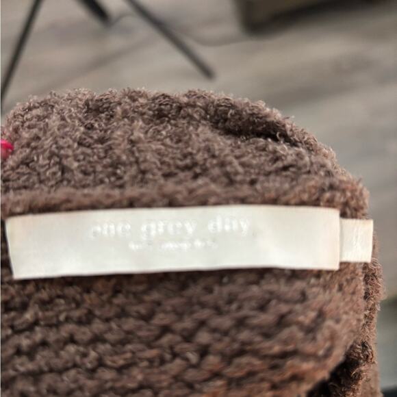 One Grey Day Brown Long Sleeve Cropped Tight Knit Sweater Size XS - Picture 6 of 7